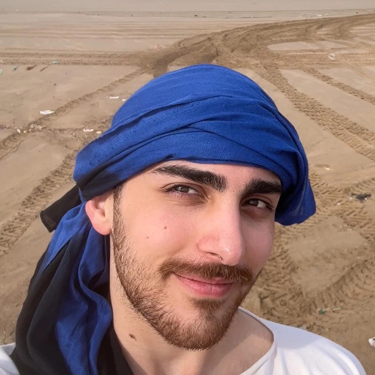 Davin Sheikholeslami